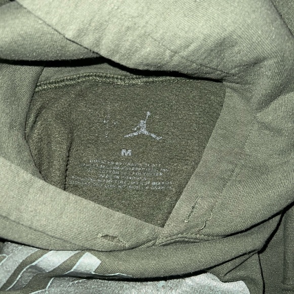 Nike sweatshirt - Picture 3 of 3